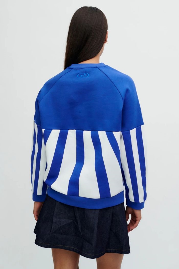 RESUMÉ, Foss sweat, Beaucoup Blue